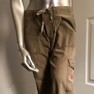 Abercrombie & Fitch olive drab cargo pants, size 4